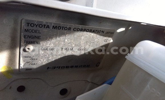 Buy Used Toyota Ipsum White Car in Beitbridge in Matabeleland South Buy Used Toyota Ipsum White Car in Beitbridge in Matabeleland South