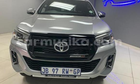 Tenga Tsaru Toyota Hilux Sirivha Mota in Beitbridge in Matabeleland South Tenga Tsaru Toyota Hilux Sirivha Mota in Beitbridge in Matabeleland South