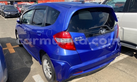 Buy Used Honda Fit Blue Car in Beitbridge in Matabeleland South Buy Used Honda Fit Blue Car in Beitbridge in Matabeleland South