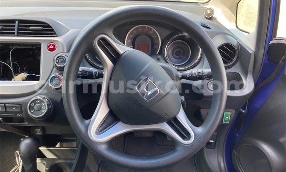 Buy Used Honda Fit Blue Car in Beitbridge in Matabeleland South Buy Used Honda Fit Blue Car in Beitbridge in Matabeleland South