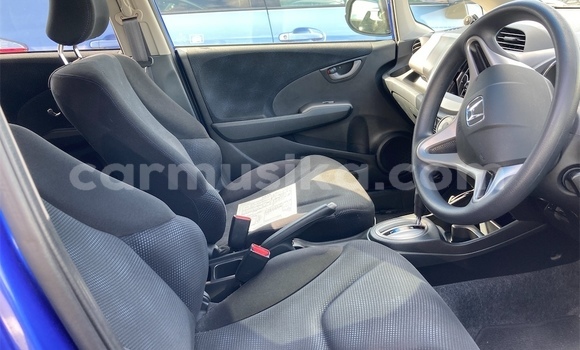 Buy Used Honda Fit Blue Car in Beitbridge in Matabeleland South Buy Used Honda Fit Blue Car in Beitbridge in Matabeleland South