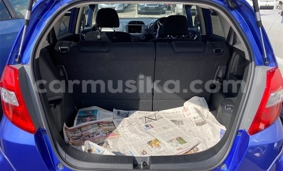 Buy Used Honda Fit Blue Car in Beitbridge in Matabeleland South Buy Used Honda Fit Blue Car in Beitbridge in Matabeleland South