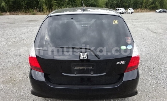 Buy Used Honda Fit Black Car in Beitbridge in Matabeleland South Buy Used Honda Fit Black Car in Beitbridge in Matabeleland South