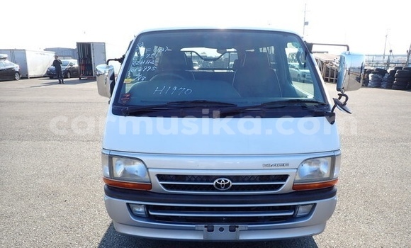 Acheter Occasion Voiture Toyota Hiace Autre à Beitbridge, Matabeleland South Acheter Occasion Voiture Toyota Hiace Autre à Beitbridge, Matabeleland South