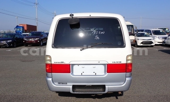 Acheter Occasion Voiture Toyota Hiace Autre à Beitbridge, Matabeleland South Acheter Occasion Voiture Toyota Hiace Autre à Beitbridge, Matabeleland South