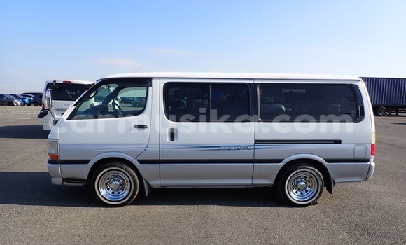 Acheter Occasion Voiture Toyota Hiace Autre à Beitbridge, Matabeleland South Acheter Occasion Voiture Toyota Hiace Autre à Beitbridge, Matabeleland South