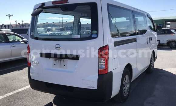 Buy Used Nissan Caravan White Car in Beitbridge in Matabeleland South Buy Used Nissan Caravan White Car in Beitbridge in Matabeleland South