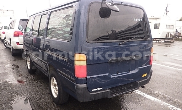 Nunua Ilio tumika Toyota Hiace Bluu Gari ndani ya Beitbridge nchini Matabeleland Kusini Nunua Ilio tumika Toyota Hiace Bluu Gari ndani ya Beitbridge nchini Matabeleland Kusini