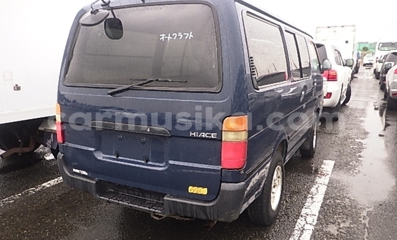 Nunua Ilio tumika Toyota Hiace Bluu Gari ndani ya Beitbridge nchini Matabeleland Kusini Nunua Ilio tumika Toyota Hiace Bluu Gari ndani ya Beitbridge nchini Matabeleland Kusini