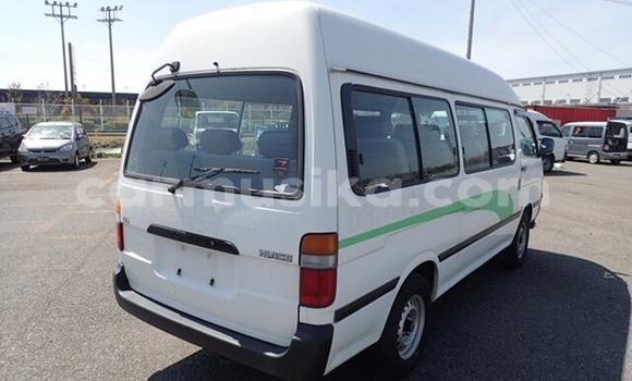Buy Used Toyota Hiace Other Car in Beitbridge in Matabeleland South Buy Used Toyota Hiace Other Car in Beitbridge in Matabeleland South