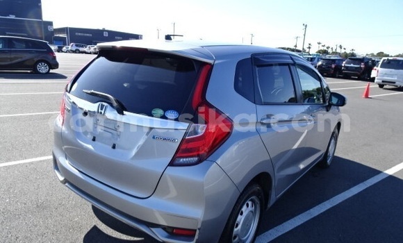 Acheter Occasion Voiture Honda Fit Gris à Beitbridge, Matabeleland South Acheter Occasion Voiture Honda Fit Gris à Beitbridge, Matabeleland South