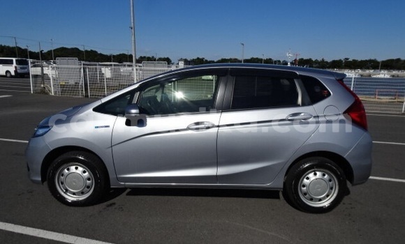 Acheter Occasion Voiture Honda Fit Gris à Beitbridge, Matabeleland South Acheter Occasion Voiture Honda Fit Gris à Beitbridge, Matabeleland South