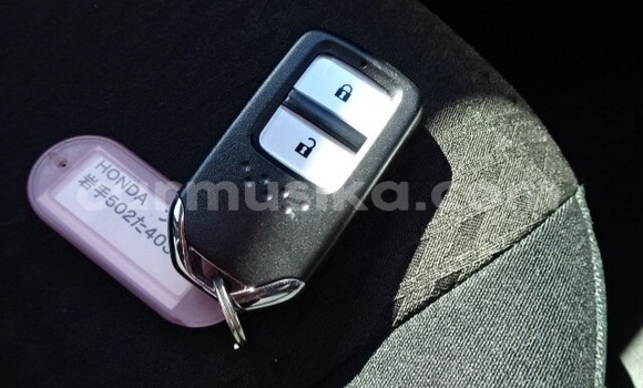 Acheter Occasion Voiture Honda Fit Gris à Beitbridge, Matabeleland South Acheter Occasion Voiture Honda Fit Gris à Beitbridge, Matabeleland South