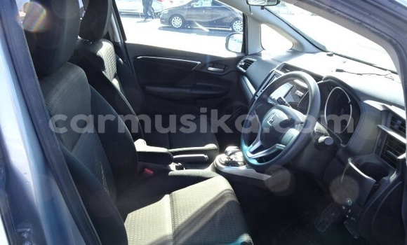 Acheter Occasion Voiture Honda Fit Gris à Beitbridge, Matabeleland South Acheter Occasion Voiture Honda Fit Gris à Beitbridge, Matabeleland South
