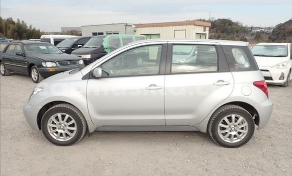 Tenga Tsaru Toyota IST Sirivha Mota in Beitbridge in Matabeleland South Tenga Tsaru Toyota IST Sirivha Mota in Beitbridge in Matabeleland South