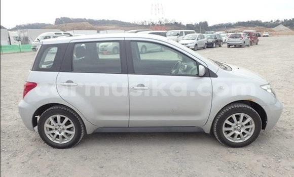 Tenga Tsaru Toyota IST Sirivha Mota in Beitbridge in Matabeleland South Tenga Tsaru Toyota IST Sirivha Mota in Beitbridge in Matabeleland South