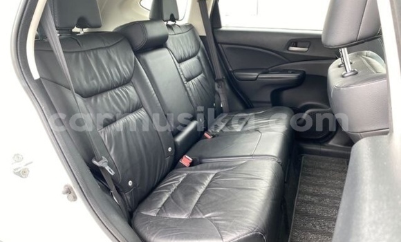 Acheter Occasion Voiture Honda CR–V Blanc à Beitbridge, Matabeleland South Acheter Occasion Voiture Honda CR–V Blanc à Beitbridge, Matabeleland South