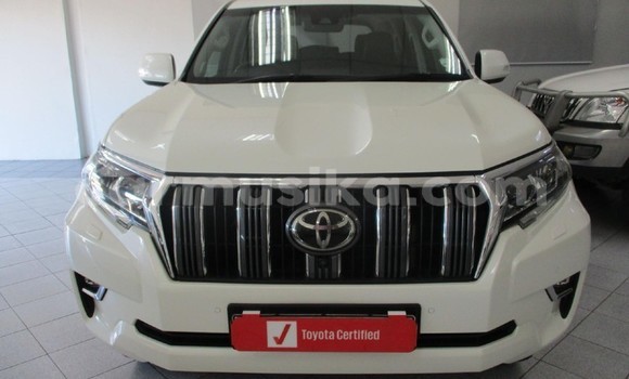 Acheter Occasion Voiture Toyota Land Cruiser Prado Blanc à Beitbridge, Matabeleland South Acheter Occasion Voiture Toyota Land Cruiser Prado Blanc à Beitbridge, Matabeleland South
