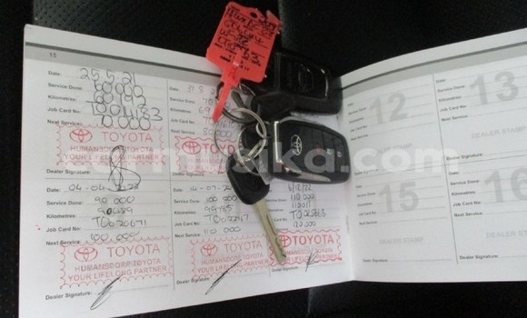 Acheter Occasion Voiture Toyota Hilux Blanc à Beitbridge, Matabeleland South Acheter Occasion Voiture Toyota Hilux Blanc à Beitbridge, Matabeleland South