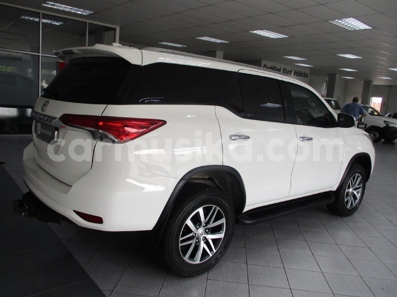 Big with watermark toyota fortuner matabeleland south beitbridge 32400