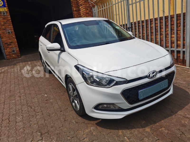 Big with watermark hyundai i20 harare avondale 32404