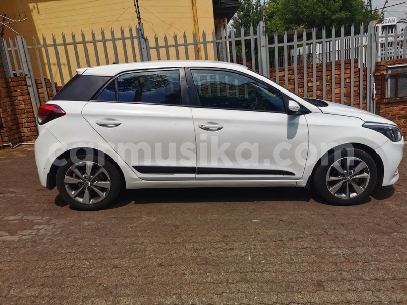 Big with watermark hyundai i20 harare avondale 32404