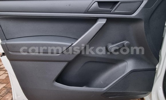 Acheter Occasion Voiture Volkswagen Caddy Blanc à Harare, Harare Acheter Occasion Voiture Volkswagen Caddy Blanc à Harare, Harare