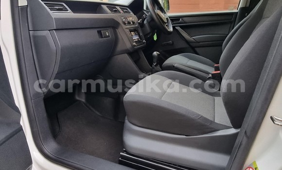 Acheter Occasion Voiture Volkswagen Caddy Blanc à Harare, Harare Acheter Occasion Voiture Volkswagen Caddy Blanc à Harare, Harare