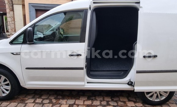 Acheter Occasion Voiture Volkswagen Caddy Blanc à Harare, Harare Acheter Occasion Voiture Volkswagen Caddy Blanc à Harare, Harare