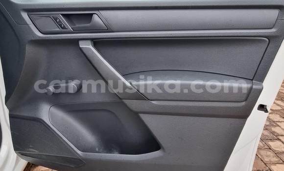 Acheter Occasion Voiture Volkswagen Caddy Blanc à Harare, Harare Acheter Occasion Voiture Volkswagen Caddy Blanc à Harare, Harare