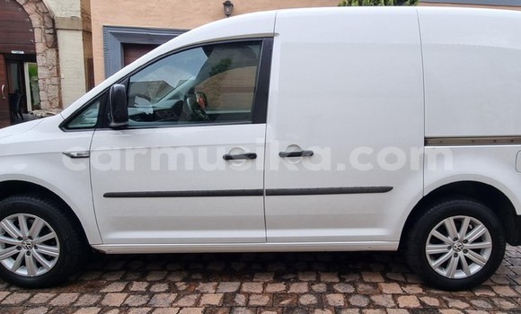 Acheter Occasion Voiture Volkswagen Caddy Blanc à Harare, Harare Acheter Occasion Voiture Volkswagen Caddy Blanc à Harare, Harare