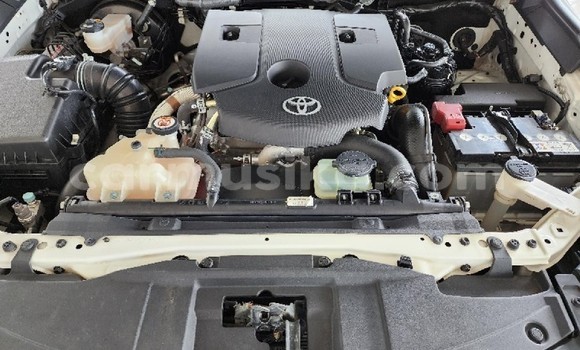 Acheter Occasion Voiture Toyota Fortuner Blanc à Epworth, Harare Acheter Occasion Voiture Toyota Fortuner Blanc à Epworth, Harare