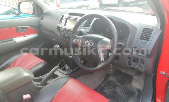 Buy Used Toyota Hilux Red Car in Beitbridge in Matabeleland South Buy Used Toyota Hilux Red Car in Beitbridge in Matabeleland South
