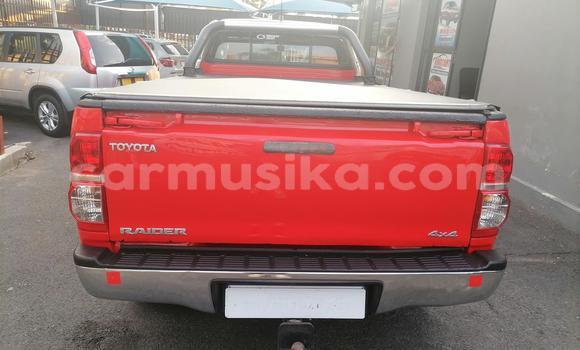 Buy Used Toyota Hilux Red Car in Beitbridge in Matabeleland South Buy Used Toyota Hilux Red Car in Beitbridge in Matabeleland South