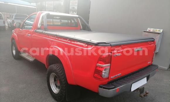 Buy Used Toyota Hilux Red Car in Beitbridge in Matabeleland South Buy Used Toyota Hilux Red Car in Beitbridge in Matabeleland South