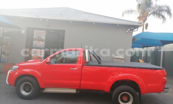 Buy Used Toyota Hilux Red Car in Beitbridge in Matabeleland South Buy Used Toyota Hilux Red Car in Beitbridge in Matabeleland South