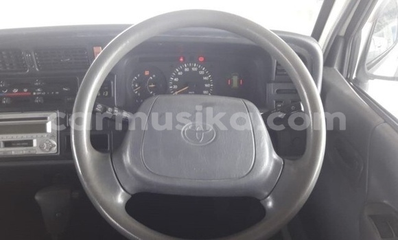 Acheter Occasion Voiture Toyota Hiace Blanc à Beitbridge, Matabeleland South Acheter Occasion Voiture Toyota Hiace Blanc à Beitbridge, Matabeleland South