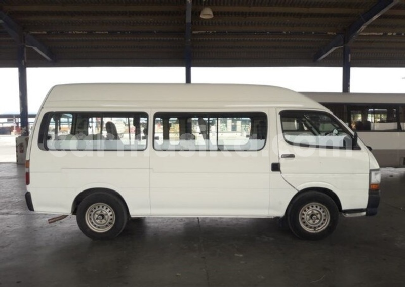 Big with watermark toyota hiace matabeleland south beitbridge 32420