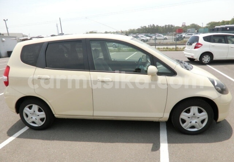 Big with watermark honda fit matabeleland south beitbridge 32421