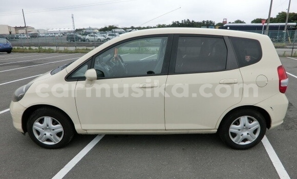 Nunua Ilio tumika Honda Fit Nyingine Gari ndani ya Beitbridge nchini Matabeleland Kusini Nunua Ilio tumika Honda Fit Nyingine Gari ndani ya Beitbridge nchini Matabeleland Kusini