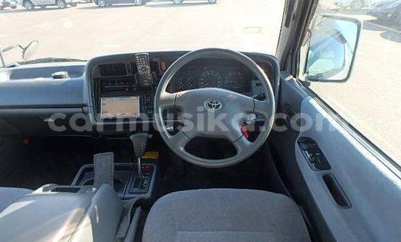 Nunua Ilio tumika Toyota Hiace Nyingine Gari ndani ya Beitbridge nchini Matabeleland Kusini Nunua Ilio tumika Toyota Hiace Nyingine Gari ndani ya Beitbridge nchini Matabeleland Kusini