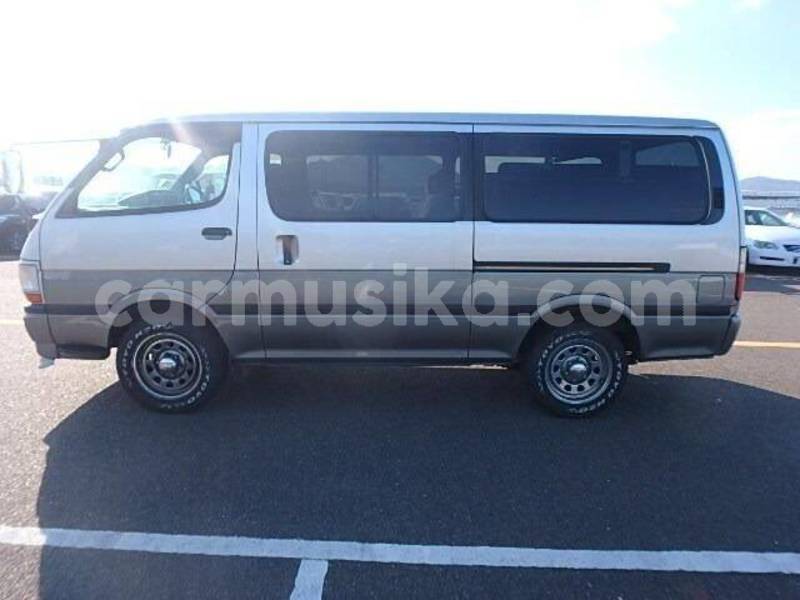 Big with watermark toyota hiace matabeleland south beitbridge 32424