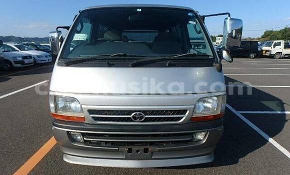 Nunua Ilio tumika Toyota Hiace Nyingine Gari ndani ya Beitbridge nchini Matabeleland Kusini Nunua Ilio tumika Toyota Hiace Nyingine Gari ndani ya Beitbridge nchini Matabeleland Kusini