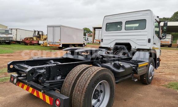 Buy Used Mercedes‒Benz Truck White Truck in Beitbridge in Matabeleland South Buy Used Mercedes‒Benz Truck White Truck in Beitbridge in Matabeleland South