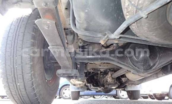 Buy Used Toyota Hiace White Car in Beitbridge in Matabeleland South Buy Used Toyota Hiace White Car in Beitbridge in Matabeleland South