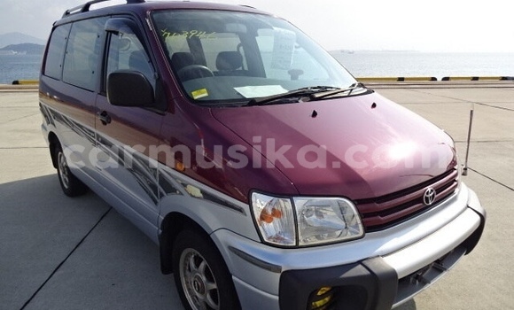 Tenga Tsaru Toyota Noah Zvimwe Mota in Beitbridge in Matabeleland South Tenga Tsaru Toyota Noah Zvimwe Mota in Beitbridge in Matabeleland South