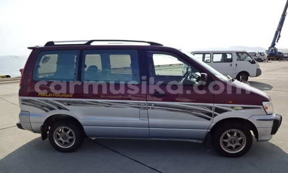 Tenga Tsaru Toyota Noah Zvimwe Mota in Beitbridge in Matabeleland South Tenga Tsaru Toyota Noah Zvimwe Mota in Beitbridge in Matabeleland South