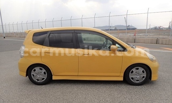 Nunua Ilio tumika Honda Fit Nyingine Gari ndani ya Beitbridge nchini Matabeleland Kusini Nunua Ilio tumika Honda Fit Nyingine Gari ndani ya Beitbridge nchini Matabeleland Kusini