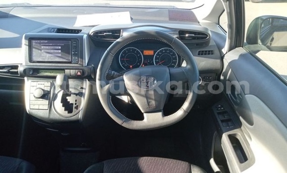 Acheter Occasion Voiture Toyota Wish Noir à Beitbridge, Matabeleland South Acheter Occasion Voiture Toyota Wish Noir à Beitbridge, Matabeleland South