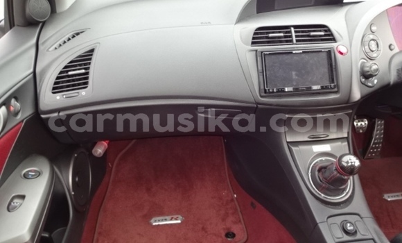 Buy Used Honda Civic Type R White Car in Beitbridge in Matabeleland South Buy Used Honda Civic Type R White Car in Beitbridge in Matabeleland South